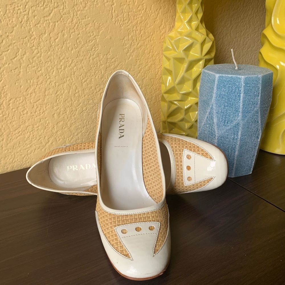 PRADA - Picture 3 of 13